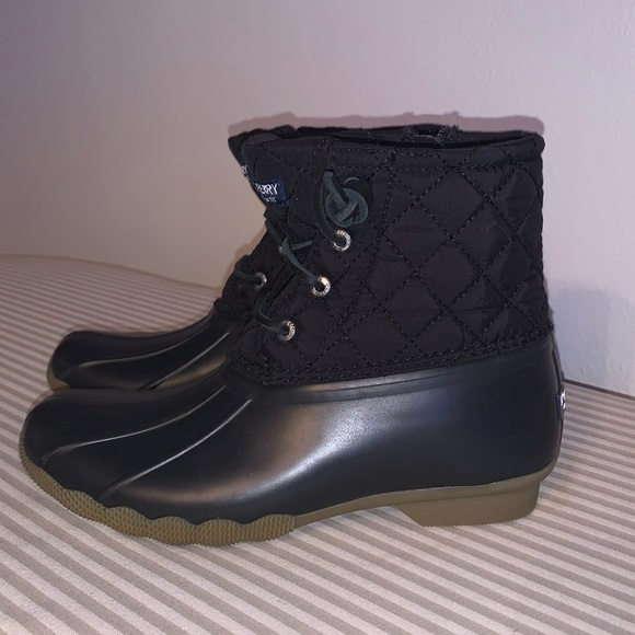 Sperry Saltwater Quilted Winter Boots Size 4 - Picture 1 of 10